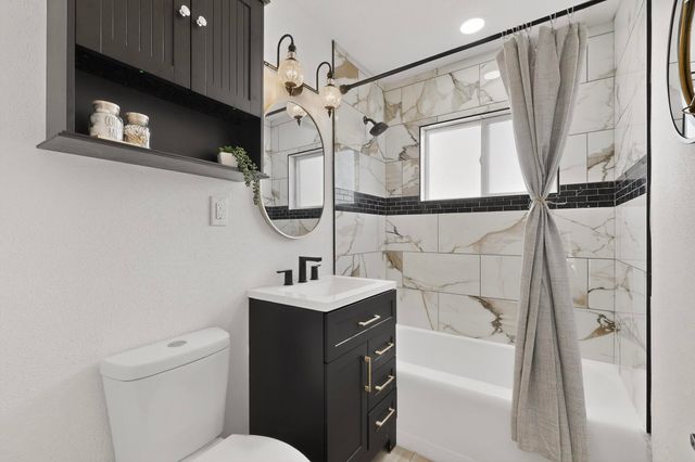 3209 Palomas Drive NE, Albuquerque, NM 87110