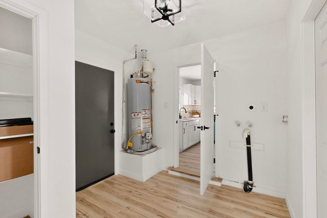 3209 Palomas Drive NE, Albuquerque, NM 87110