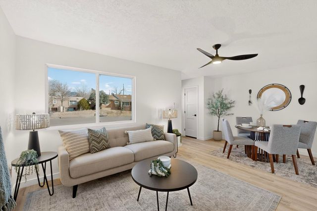 3209 Palomas Drive NE, Albuquerque, NM 87110