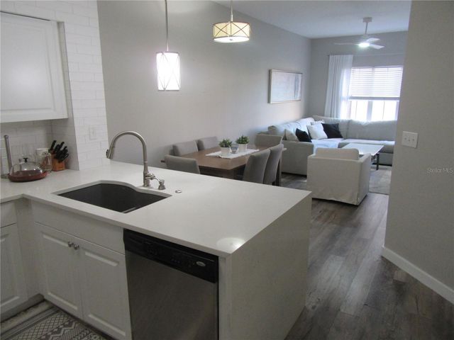 200 4TH AVENUE S 209, St Petersburg, FL 33701