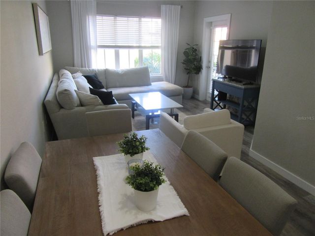 200 4TH AVENUE S 209, St Petersburg, FL 33701