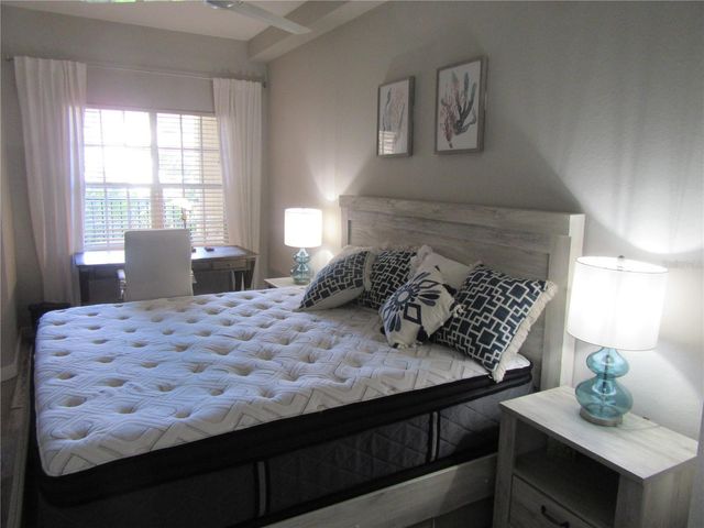 200 4TH AVENUE S 209, St Petersburg, FL 33701