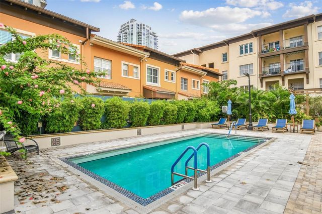 200 4TH AVENUE S 209, St Petersburg, FL 33701