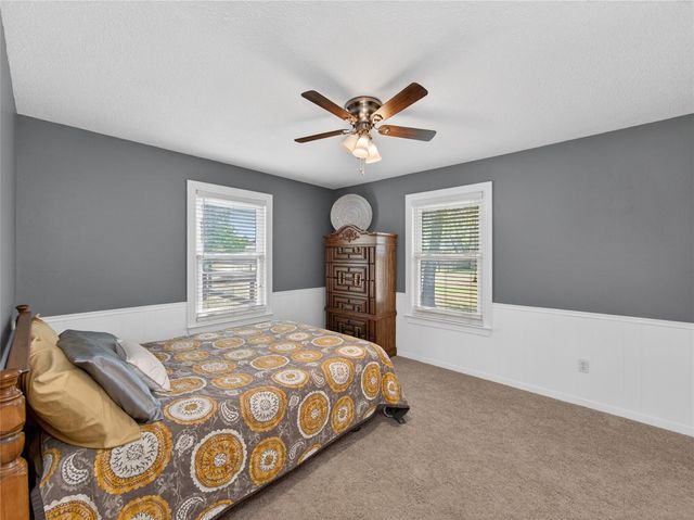 718 Post Oak DR, Dripping Springs, TX 78620