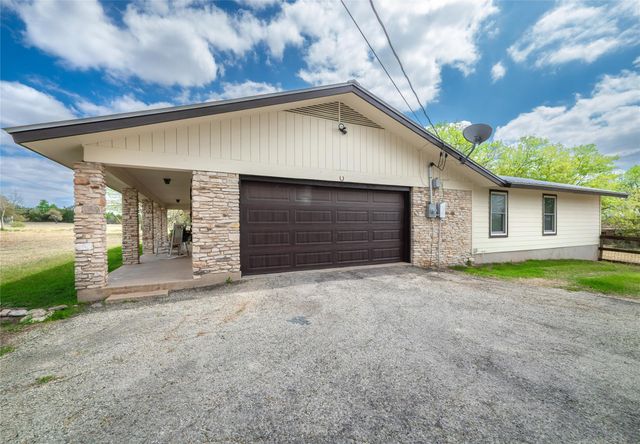 718 Post Oak DR, Dripping Springs, TX 78620