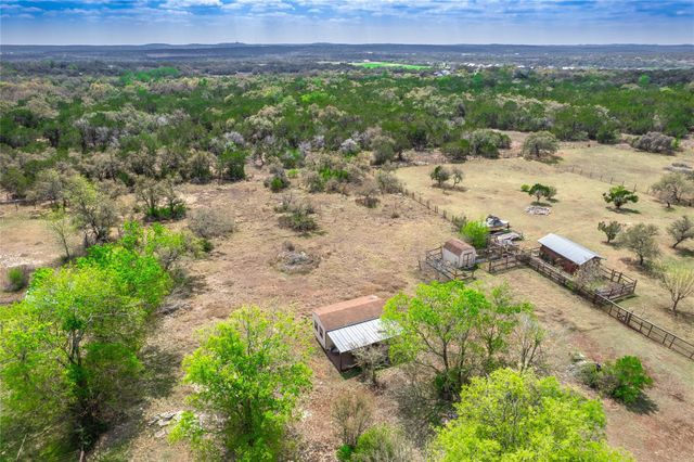 718 Post Oak DR, Dripping Springs, TX 78620