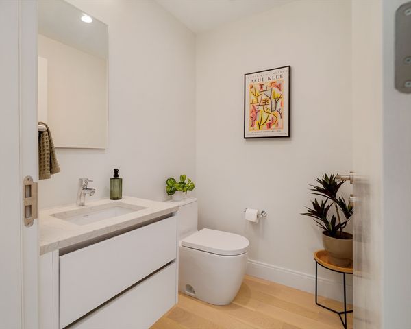 1055 Cambridge Street 305, Cambridge, MA 02139
