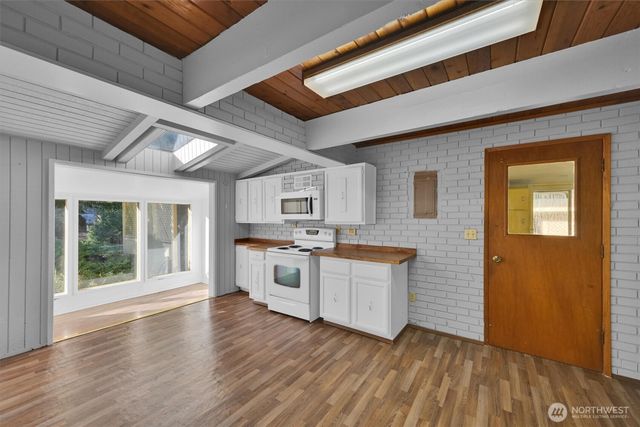 22115 Maple Drive NW, Lakebay, WA 98349