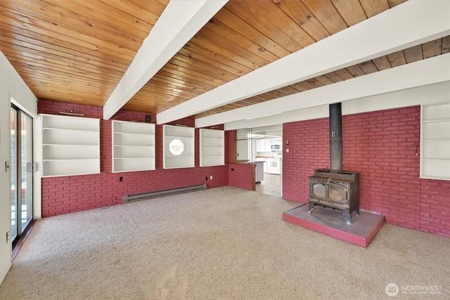 22115 Maple Drive NW, Lakebay, WA 98349