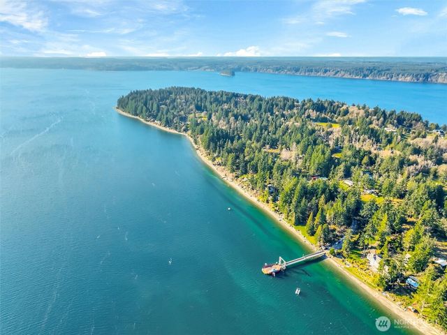 22115 Maple Drive NW, Lakebay, WA 98349