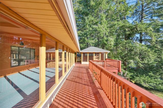 22115 Maple Drive NW, Lakebay, WA 98349