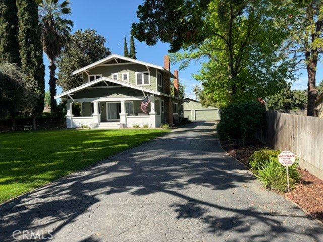 2071 E North Bear Creek, Merced, CA 95340