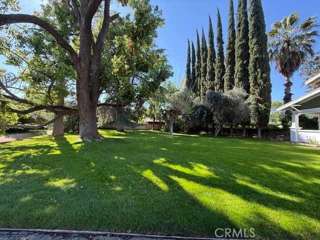2071 E North Bear Creek, Merced, CA 95340