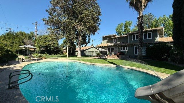 2071 E North Bear Creek, Merced, CA 95340