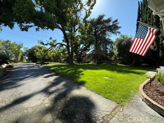 2071 E North Bear Creek, Merced, CA 95340