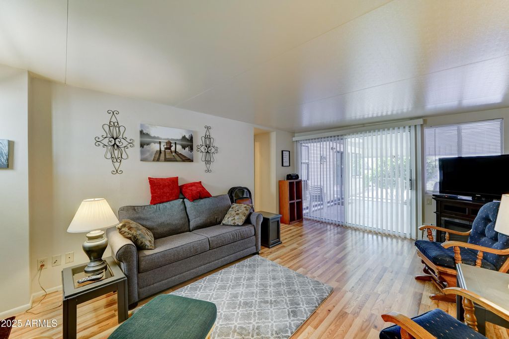 111 S GREENFIELD Road 400, Mesa, AZ 85206