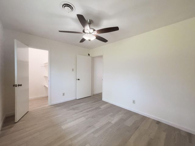 7710 Romney Road, Houston, TX 77036