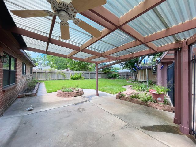 7710 Romney Road, Houston, TX 77036