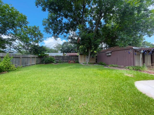 7710 Romney Road, Houston, TX 77036