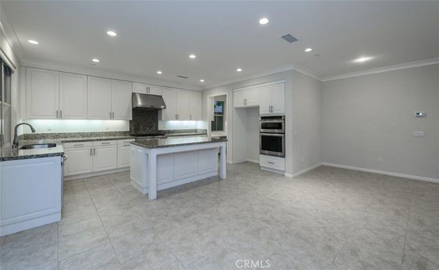 214 Shelbourne, Irvine, CA 92620