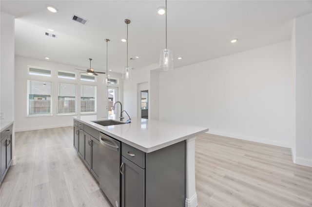 1707 Sterling Water Drive, Missouri City, TX 77459