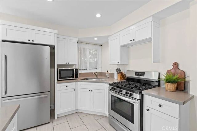 5829 E 2nd, Long Beach, CA 90803