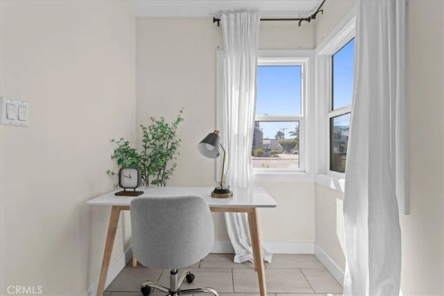 5829 E 2nd, Long Beach, CA 90803