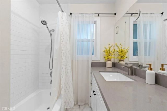 5829 E 2nd, Long Beach, CA 90803