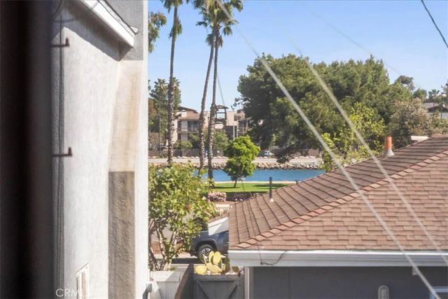 5829 E 2nd, Long Beach, CA 90803