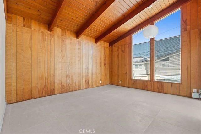 5829 E 2nd, Long Beach, CA 90803