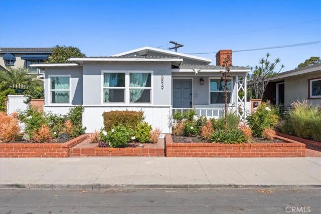 5829 E 2nd, Long Beach, CA 90803