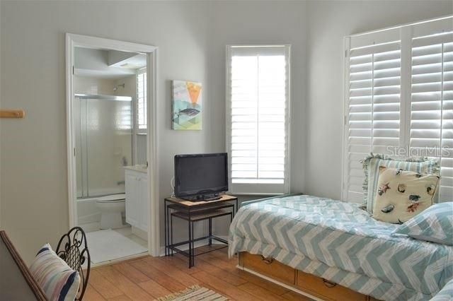 3706 54TH DRIVE W 201, Bradenton, FL 34210