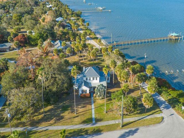 3001 N N Indian River Drive Drive, Fort Pierce, FL 34946