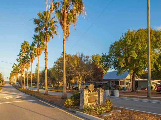 3001 N N Indian River Drive Drive, Fort Pierce, FL 34946