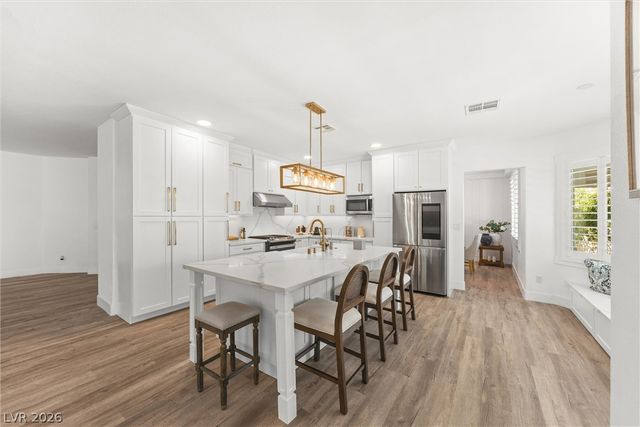 9615 Sedona Hills Court, Las Vegas, NV 89147