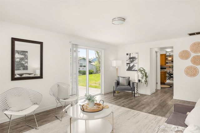 5200 110th Place NE, Marysville, WA 98271