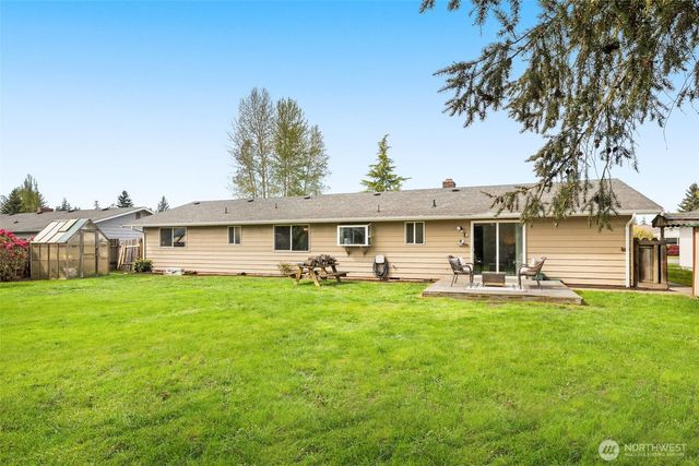 5200 110th Place NE, Marysville, WA 98271