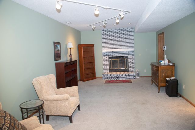 1200 MADISON Avenue, Council Bluffs, IA 51503