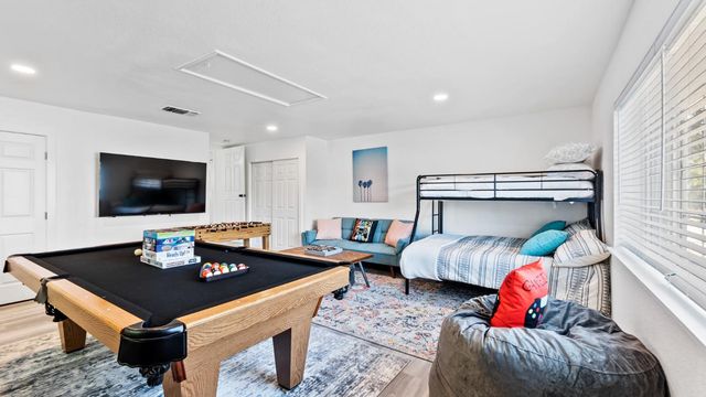 6400 Coyle Ave, Carmichael, CA 95608