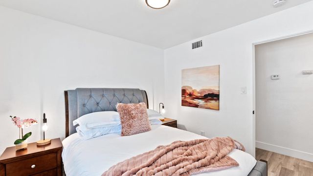 6400 Coyle Ave, Carmichael, CA 95608