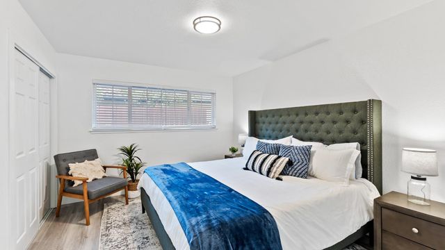 6400 Coyle Ave, Carmichael, CA 95608