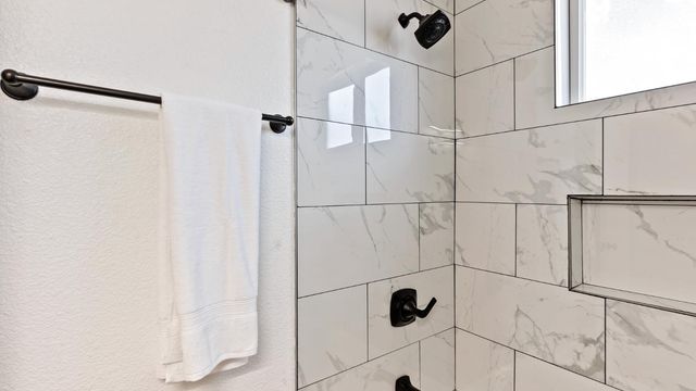 6400 Coyle Ave, Carmichael, CA 95608