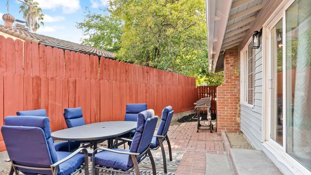 6400 Coyle Ave, Carmichael, CA 95608