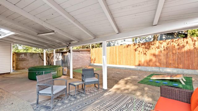 6400 Coyle Ave, Carmichael, CA 95608