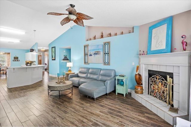 7006 Brighton Oaks Blvd Boulevard, Navarre, FL 32566