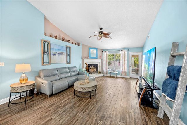 7006 Brighton Oaks Blvd Boulevard, Navarre, FL 32566