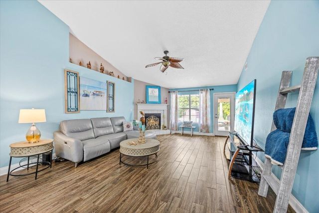 7006 Brighton Oaks Blvd Boulevard, Navarre, FL 32566