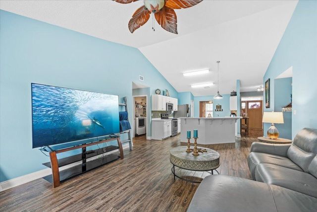 7006 Brighton Oaks Blvd Boulevard, Navarre, FL 32566
