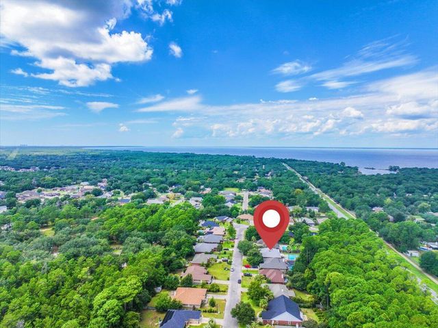 7006 Brighton Oaks Blvd Boulevard, Navarre, FL 32566