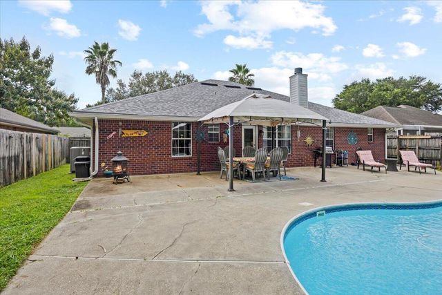 7006 Brighton Oaks Blvd Boulevard, Navarre, FL 32566